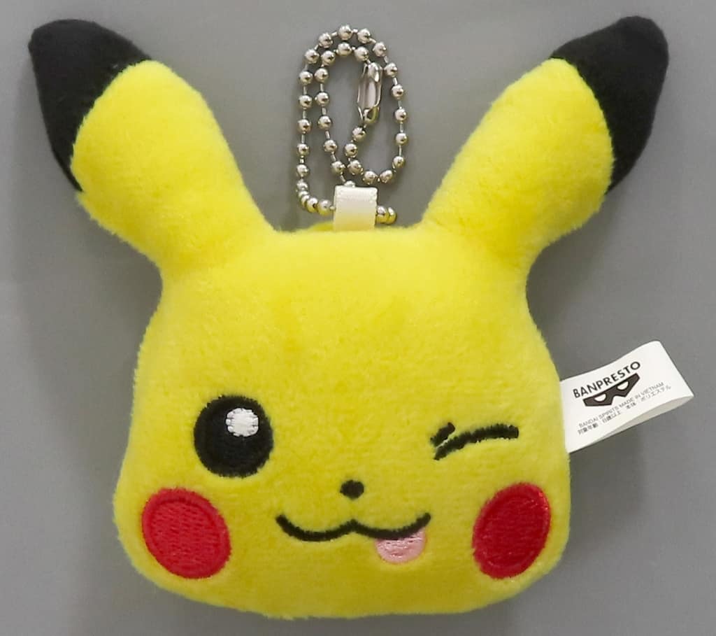 Pikachu Face Plush with Ball Chain — One Random Item (Pikachu / Sprigatito / Fuecoco / Quaxly) - Pokémon Banpresto Approx. 8cm (Pre-owned)