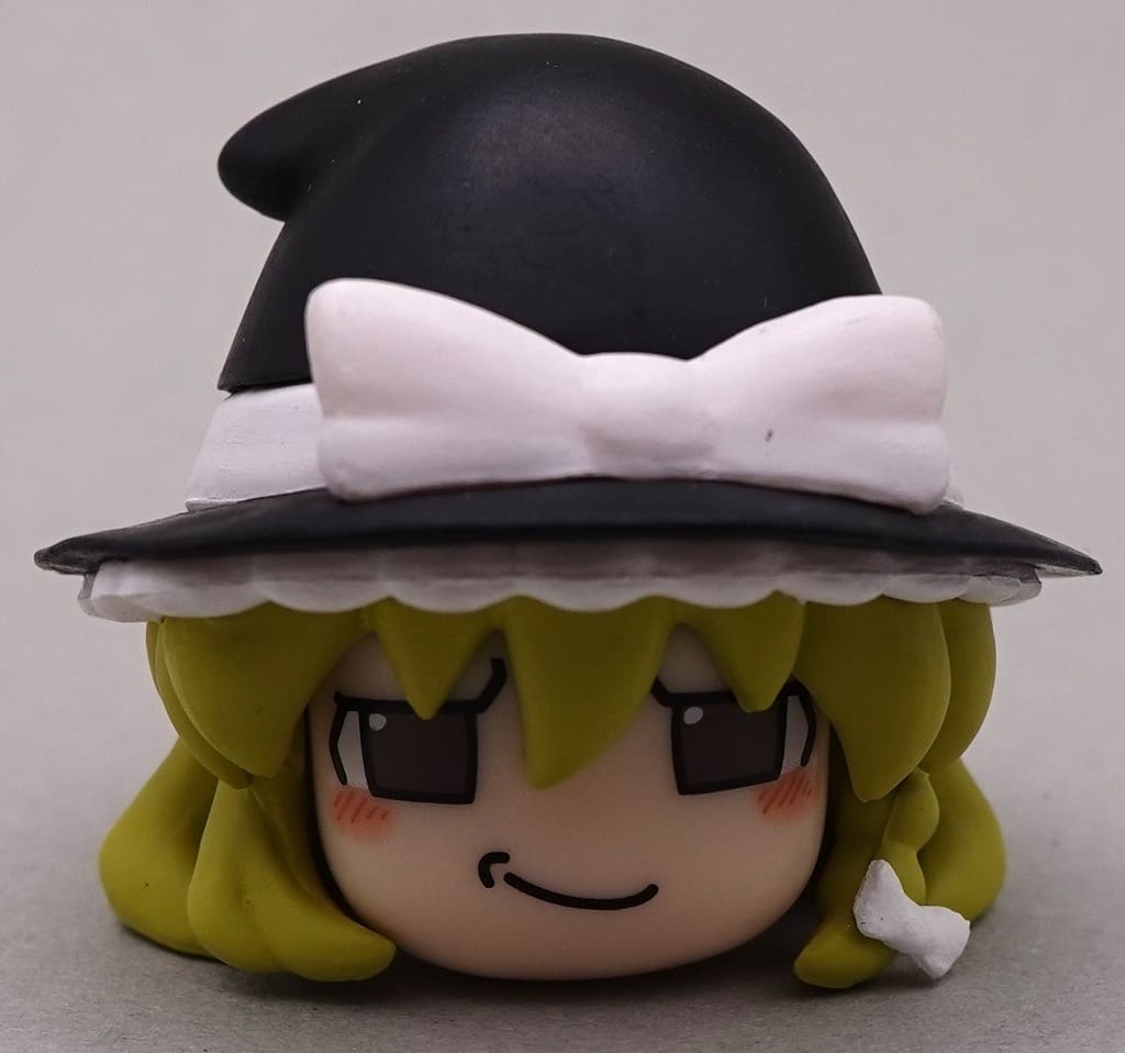 Yukkuri Marisa (Niyari) Interior Mini Figure - Eiko Maker - Touhou Project - Approx. 30mm - Pre-owned