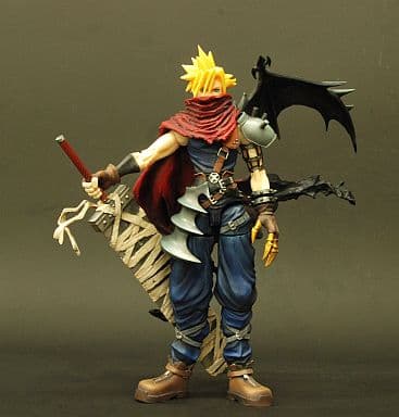 PLAY ARTS Cloud Kingdom Hearts Ver. Figure