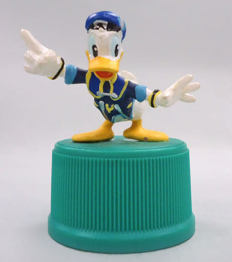 Donald Duck Kingdom Hearts Original Bottle Cap Figure - 2002