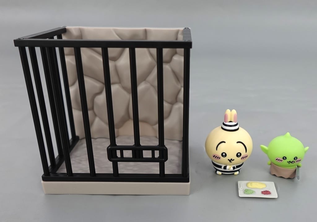 Chiikawa Usagi Figure GPSBOX PRISON Collection Small Cute Thing Chiikawa (Pre-owned) - Gray Parker Service