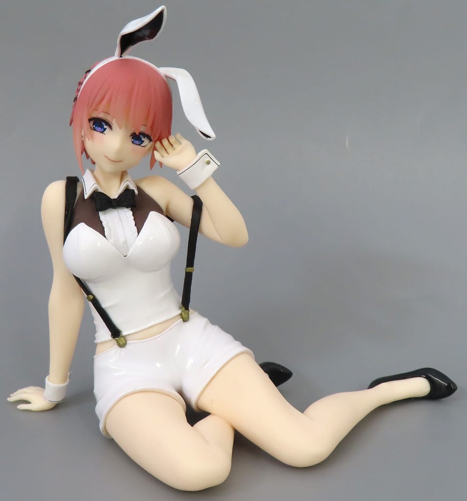 The Quintessential Quintuplets Ichika Nakano Desktop Cute Figure Bunny Ver. - Taito