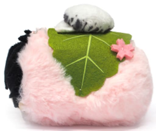 Trafalgar Law Sakura Mochi Mascot Keychain - One Piece - Approx. 70 x 65 x 90 mm (Tapioca)