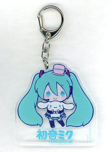 Hatsune Miku & Cinnamoroll Acrylic Keychain - POP UP SHOP Event Goods - Approx. 65 x 65 mm (Pre-owned)
