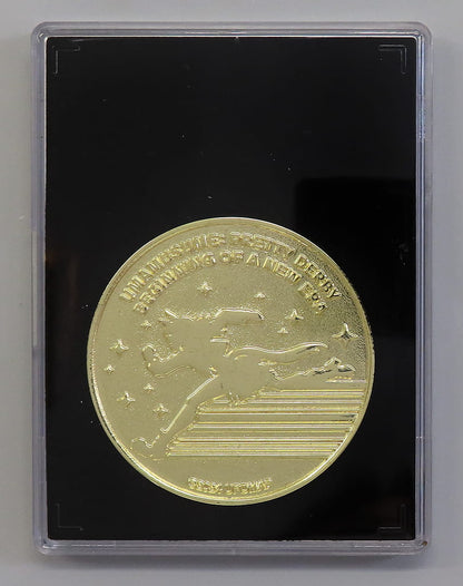 Jungle Pocket Medal with Display Case - Umamusume Pretty Derby – Beginning of a New Era Theater Goods (50mm, Zinc Alloy/ABS, Used)