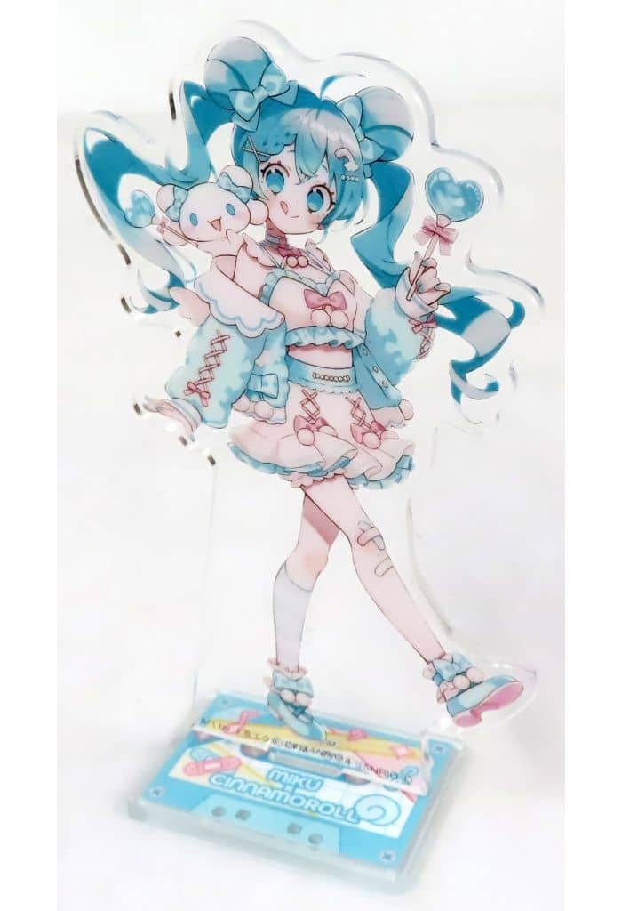 Hatsune Miku x Cinnamoroll Acrylic Stand — Piapro Characters x Sanrio Characters FamilyMart Limited (Approx. H150×W80mm, Acrylic)