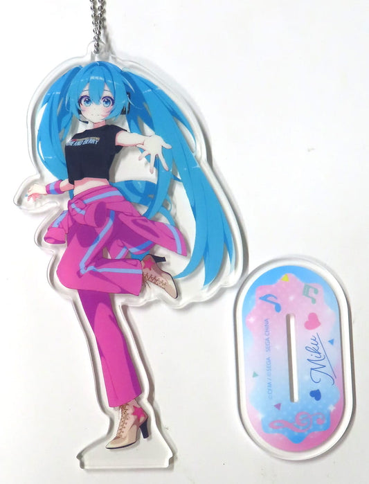 Hatsune Miku (Love and Berry Outfit) Stand-Attached Clear Keychain — Hatsune Miku × Oshare Majo: Love and Berry (15 cm) - Sega