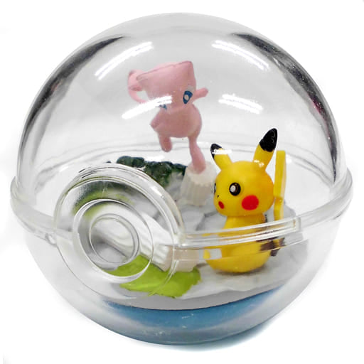 Pikachu & Mew Terrarium-Style Figure "Together with Pikachu!" — Pokémon Center Exclusive, 77mm Diameter (Pre-owned)