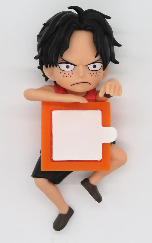 Ace Chirarin Friends Mini Figure - One Piece Dramatic Memories E Prize