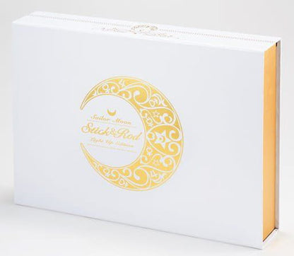 Sailor Moon Stick & Rod Light Up Edition Fanclub Exclusive Set - Bandai - Moon Stick Light-Up + 4 Transformation Pens + Display Bases