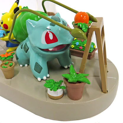 Bulbasaur & Pikachu Grassy Gardening Single-Vase Figure - Pokémon Center Exclusive, ~14.7cm (Used)