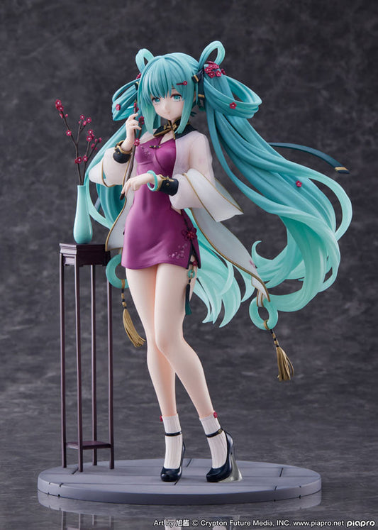 Hatsune Miku 2023 Spring Festival Ver. 1/7 Painted Complete Figure — F:NEX Exclusive (Furyu) Pre-owned