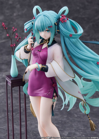 Hatsune Miku 2023 Spring Festival Ver. 1/7 Painted Complete Figure — F:NEX Exclusive (Furyu) Pre-owned