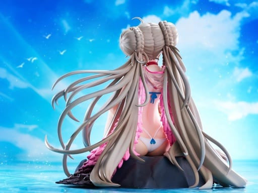 Formidable Royal Lady's Sea Ver. Azur Lane 1/7 Figure