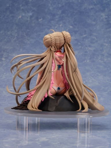 Formidable Royal Lady's Sea Ver. Azur Lane 1/7 Figure