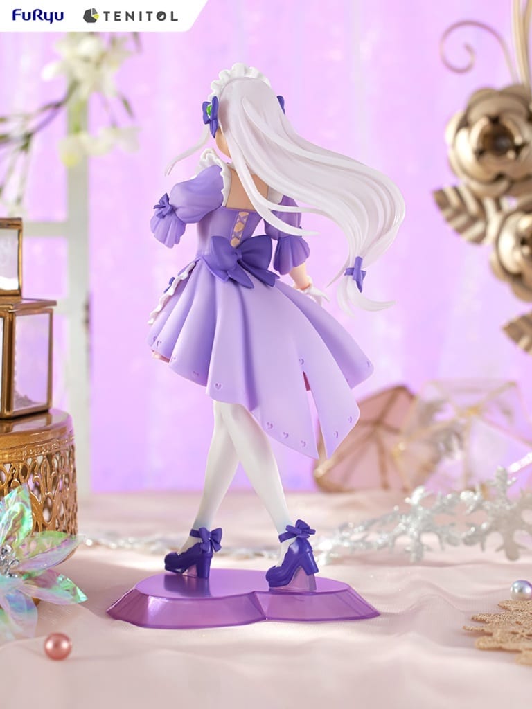 Emilia Dreamy Maid Figure from Re:ZERO -Starting Life in Another World