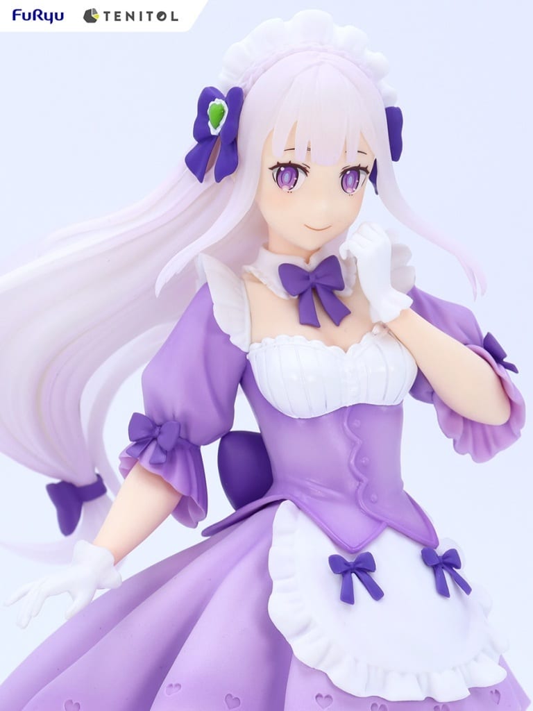 Emilia Dreamy Maid Figure from Re:ZERO -Starting Life in Another World
