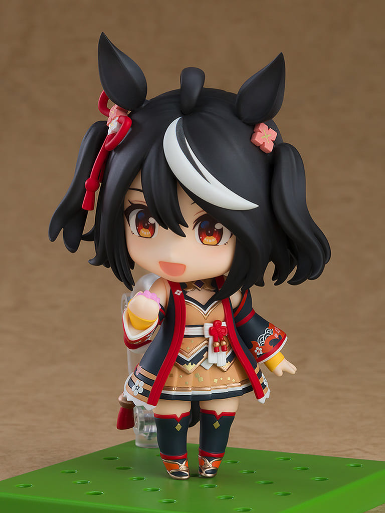Nendoroid Kitasan Black - Umamusume Pretty Derby Figure (Good Smile Company) - Nendoroid with Microphone & Konpeito Accessories