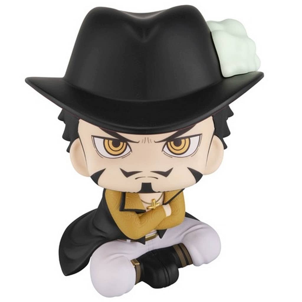 Look Up Dracule Mihawk Figure One Piece