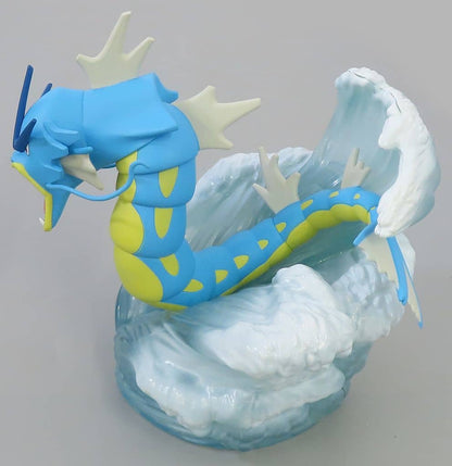 Gyarados Light-Up 'Hyper Beam' Figure - Pokémon Brand - Lighted PVC Figure Approx 17×16×17 cm (Brand New)