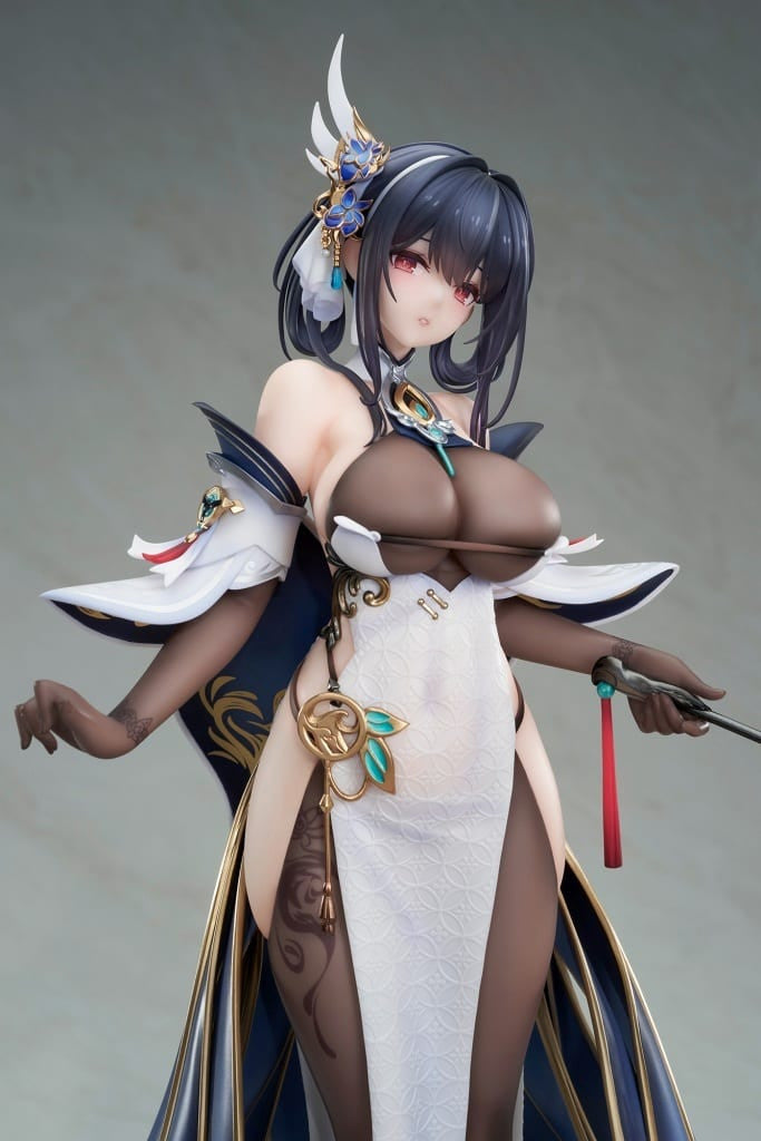 Azur Lane Zhenhai Kai 1/7 PVC & ABS Figure