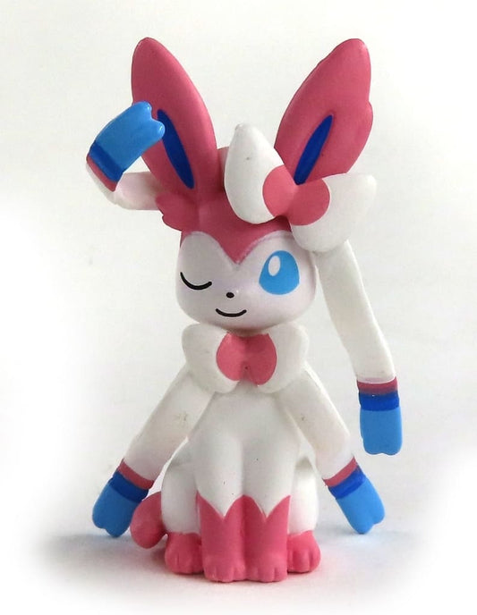 Sylveon Mini Figure - "Tail Look!" Figure Vol.1 (Banpresto) ~3cm - Pre-owned