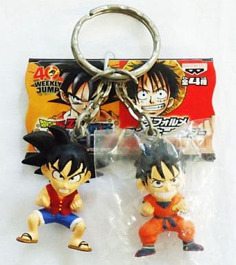 Goku & Luffy Deformed Twin Keyholder - Dragon Ball × One Piece Collaboration (Banpresto Prize)