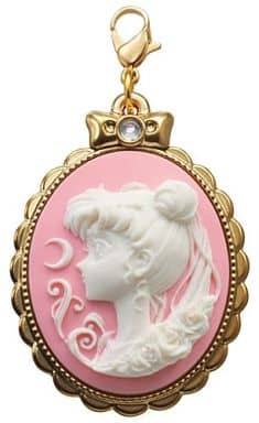 Princess Serenity Cameo Charm Keychain - Sailor Moon Capsule Toy by Bandai - Length Approx. 45 mm (Pre-owned)