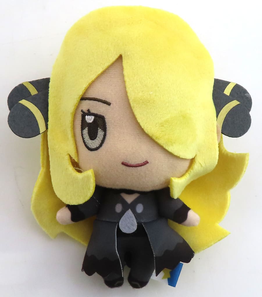 Cynthia Plush - Pokémon Masters EX - Banpresto 14cm Plush (Pre-owned)