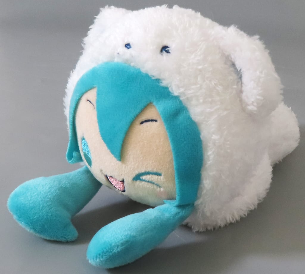 Hatsune Miku (Polar Bear) Nesoberi Plush WINTER Ver. (EX) - Hatsune Miku x Cinnamoroll Collaboration, SEGA, 16cm (Pre-owned)