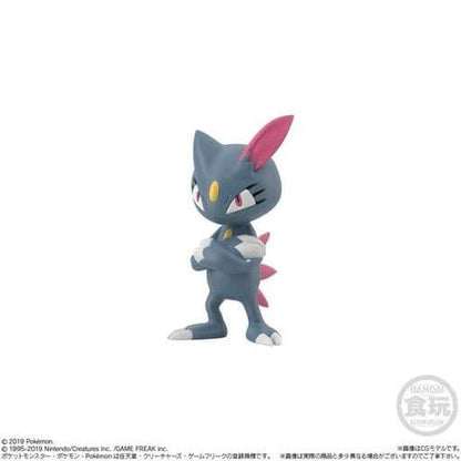 Silver, Feraligatr & Sneasel Pokémon Scale World: Johto Region Trading Figure Set - Bandai Premium Bandai & Pokémon Center Exclusive (Pre-owned)