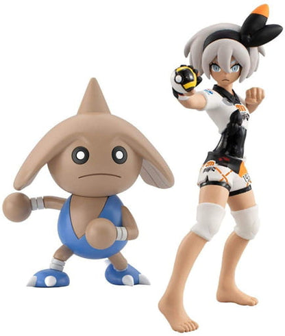 Bea & Hitmontop Pokémon Scale World: Galar Region Figure Set - Premium Bandai Exclusive 1/20 Scale (Bandai)