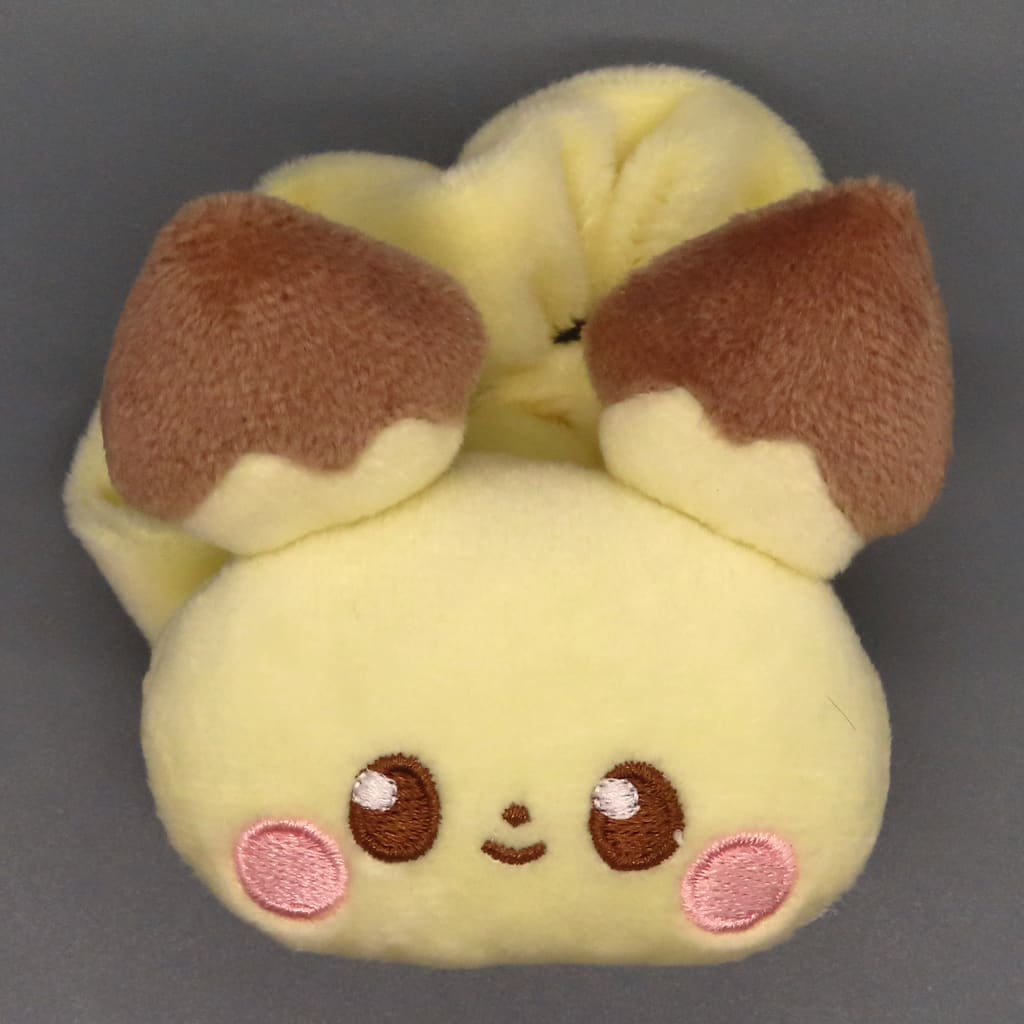 Pichu PokéPiece Plush Band — One Random Plush Band (Pichu / Meowstic / Rowlet / Tandemaus) by Banpresto — Approx. 6cm