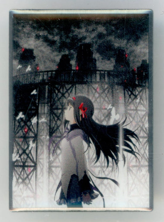Homura Akemi Key Visual Pin - Puella Magi Madoka Magica Movie [Part 3] Rebellion - Shaft 50th Anniversary Exhibition - Approx. 40 x 28.6 mm (Pre-owned)