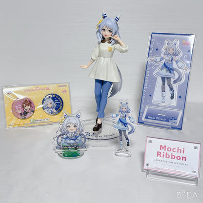 Hishi Miracle 5-Piece Collector Set - Prize Figure, Racing Outfit Acrylic Stands & Can Badge | Umamusume: Pretty Derby