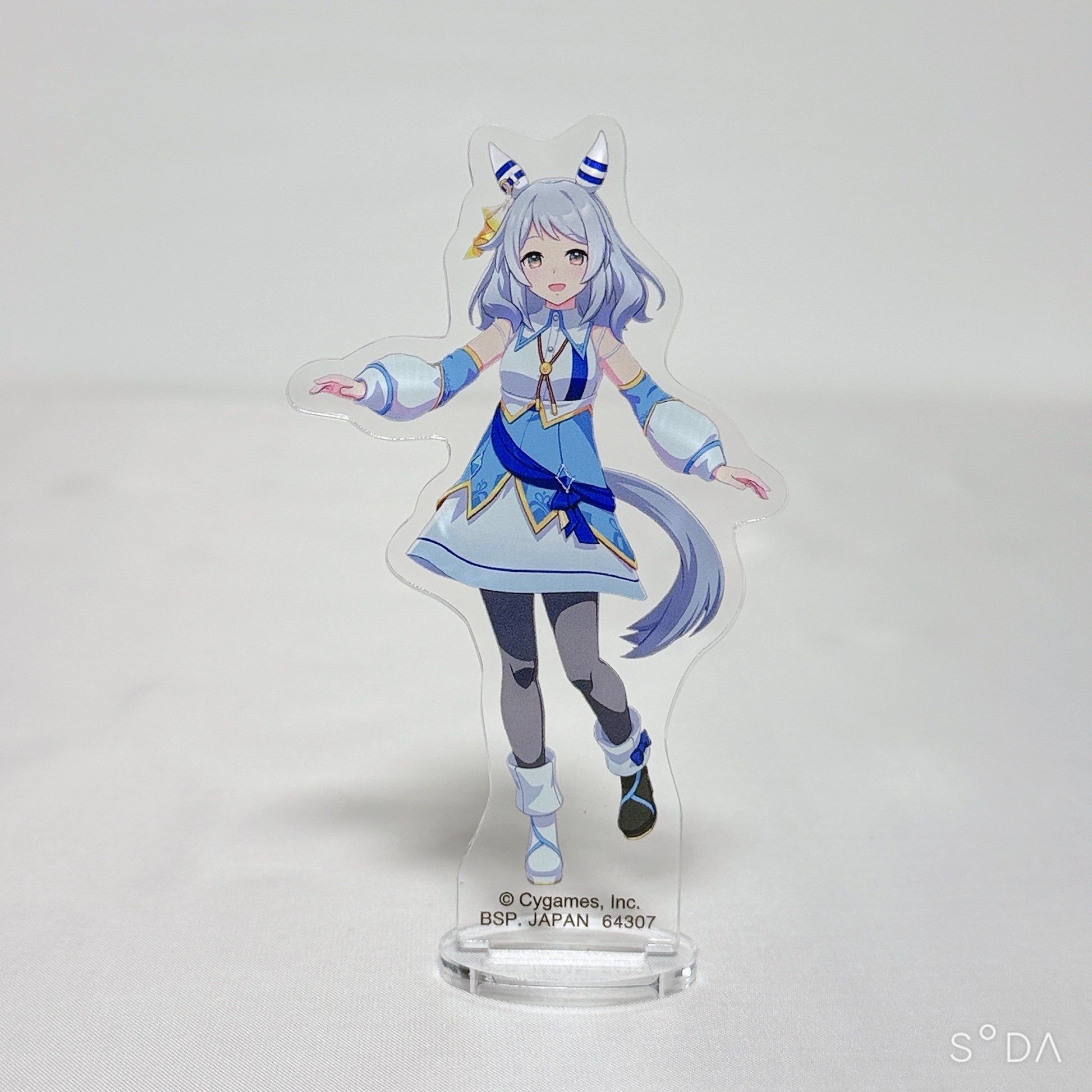 Hishi Miracle 5-Piece Collector Set - Prize Figure, Racing Outfit Acrylic Stands & Can Badge | Umamusume: Pretty Derby