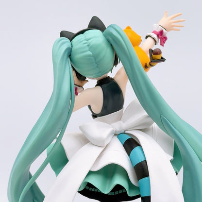 Hatsune Miku & Rascal "Hatsune Miku x Rascal" Exc∞d Creative Figure - Cyber Future -