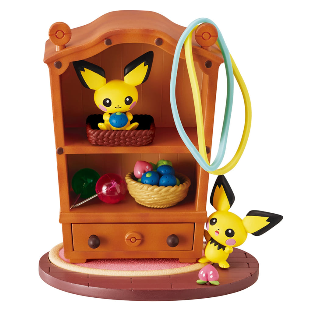 Pichu Multi Hanger & Accessory Case Pokémon DesQ Relaxing Home! Re-Ment - Pre-owned Trading Figure