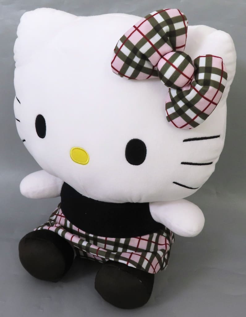 Sanrio Characters Hello Kitty Plush XOXO Gal Style Large Stuffed Toy - SEGA (Pre-owned)