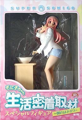Super Sonico Sonico Super Figure Morning Brushing Ver. Figure - FuRyu