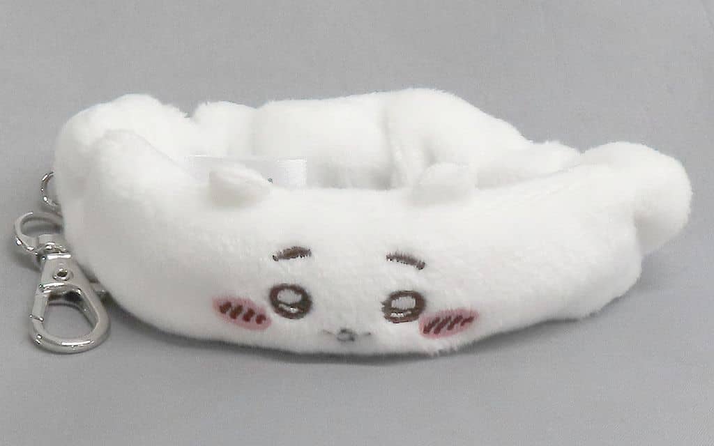 Chiikawa Wristband Keychain Chiikawa Nanka Chiisakute Kawaii Yatsu Pre-owned Keychain Mascot