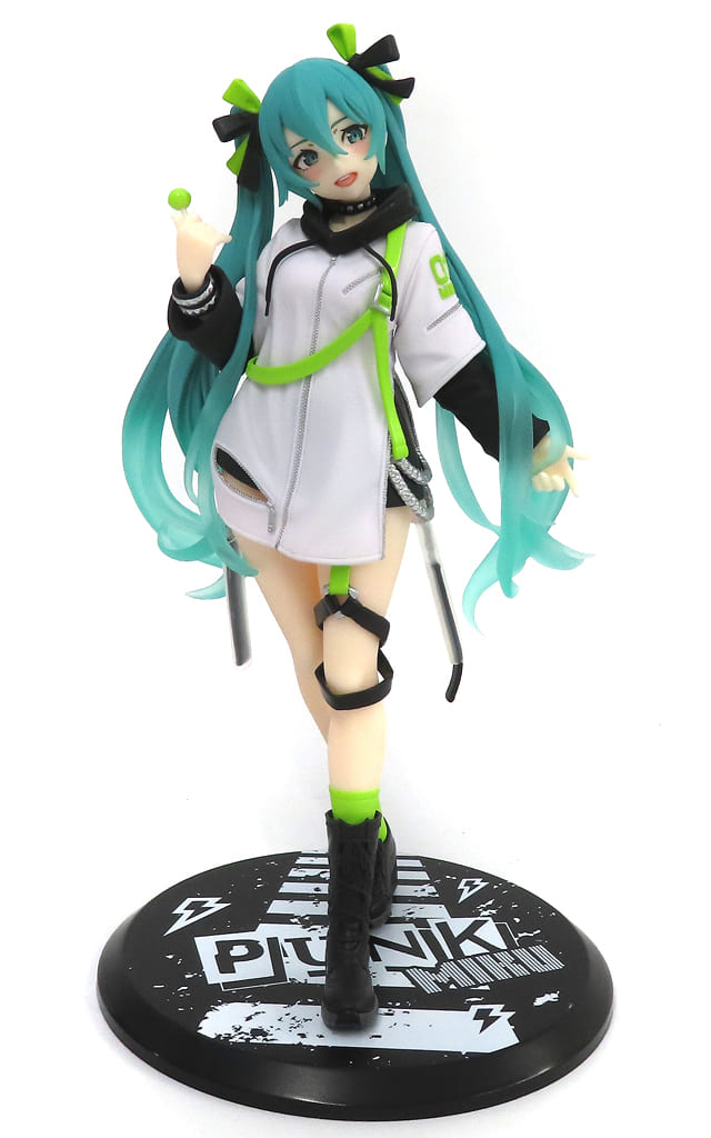 Hatsune Miku Fashion Figure Punk Taito Online Crane Limited - Taito
