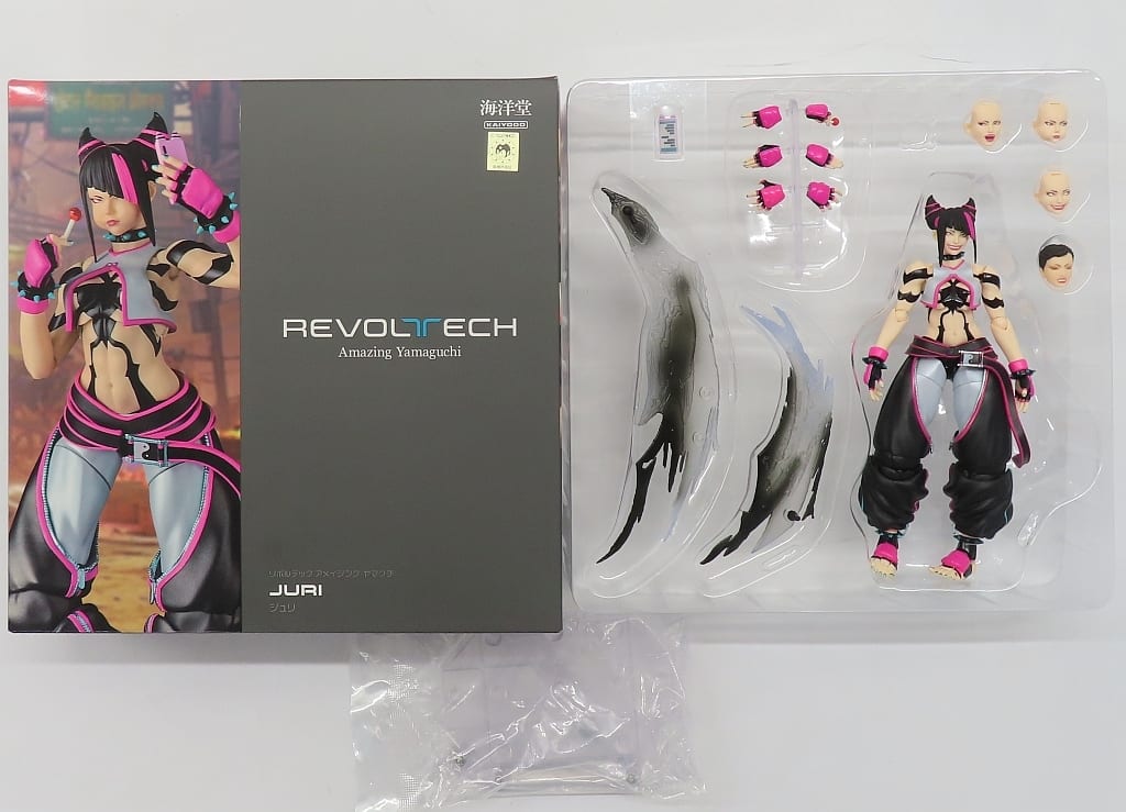 Street Fighter Juri Han Amazing Yamaguchi Figure - Kaiyodo