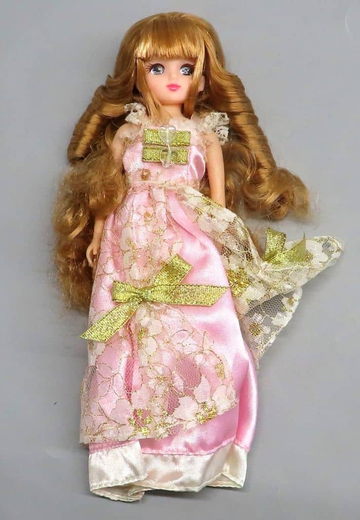Licca-chan Pink Dress / Brown Wavy Hair Original Doll Licca Castle Figure - LittleFactory