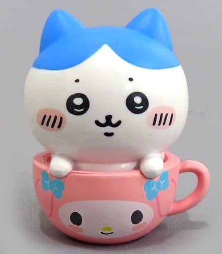 Chiikawa Hachiware Secret Mascot Trading Figure Cup Pose - Sanrio Chiikawa x Sanrio Characters Collab (Pre-owned)