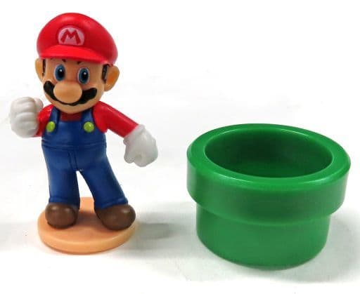 Super Mario Mario & Pipe Expanding Mario World Trading Figure