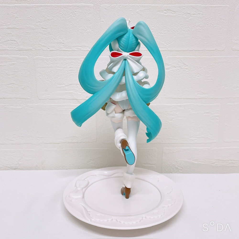 Hatsune Miku Figure Set of 3 - Rody AMP+ 39 Ver., Modern China & SweetSweets Noel (Prize Figures)