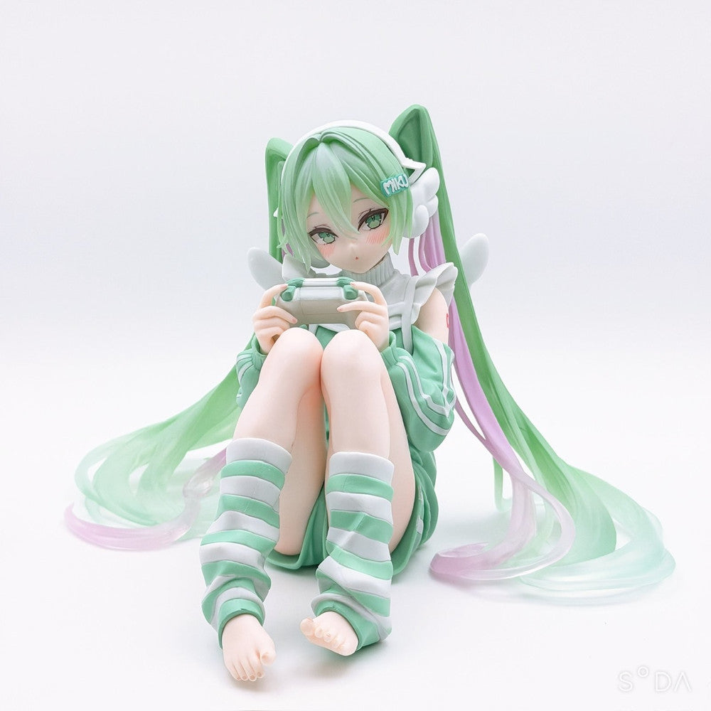 Hatsune Miku & Sugar Figure Set of 3 - Holiday Memories and BiCute rurudo Designs - image 2