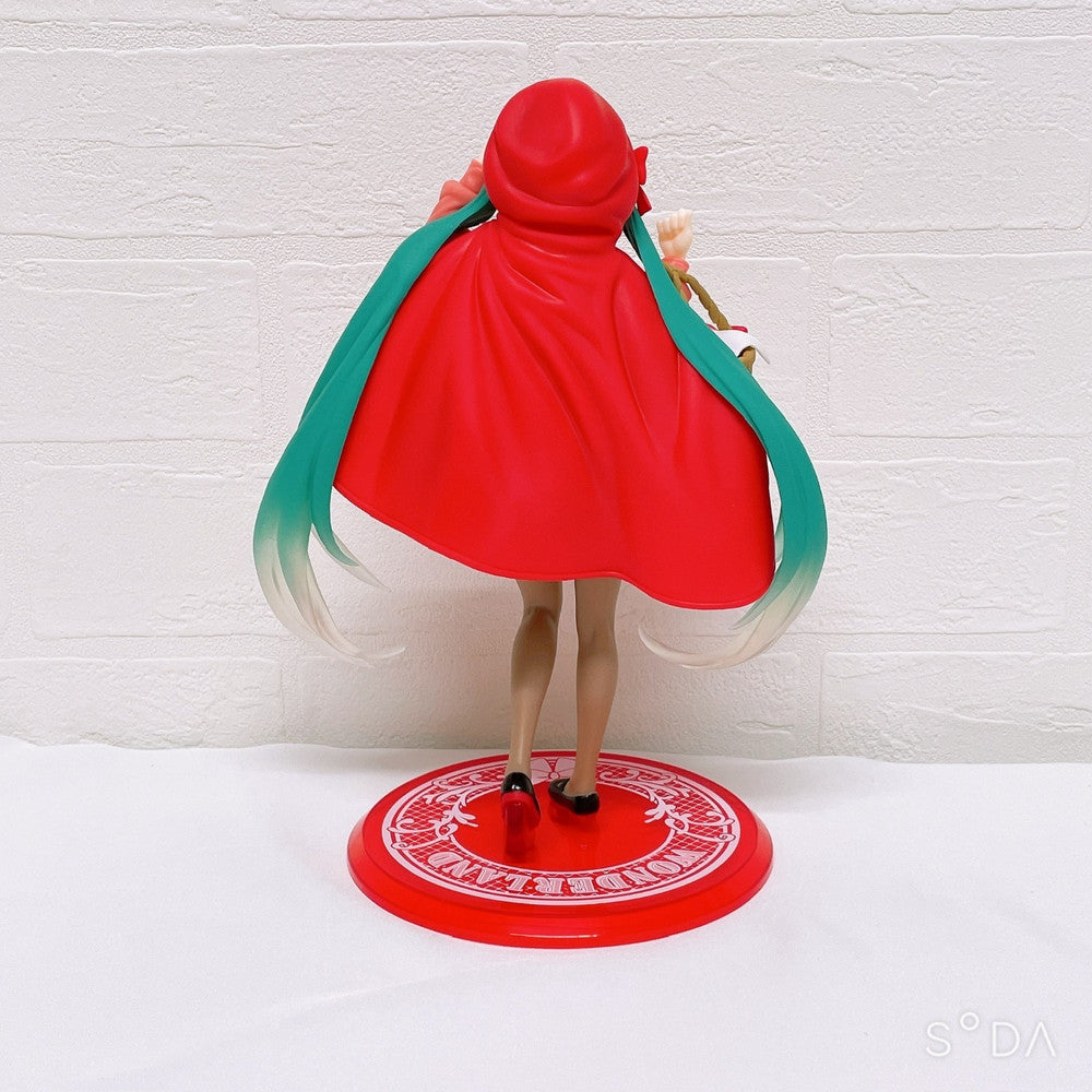Hatsune Miku Figure Set of 3 - Red Riding Hood, Roomwear, 16th Anniversary (TAITO / SEGA Prize Figures)