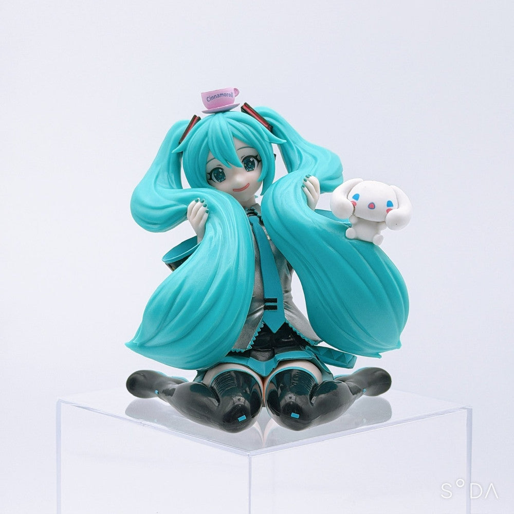 Snow Miku x Kuromi and Hatsune Miku x Cinnamoroll Figure Set - 2 Figures - image 7